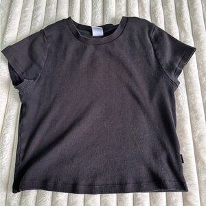 Aritzia cropped shirt
